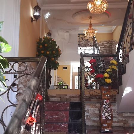 Edemi Hotel Kutaisi Exterior photo