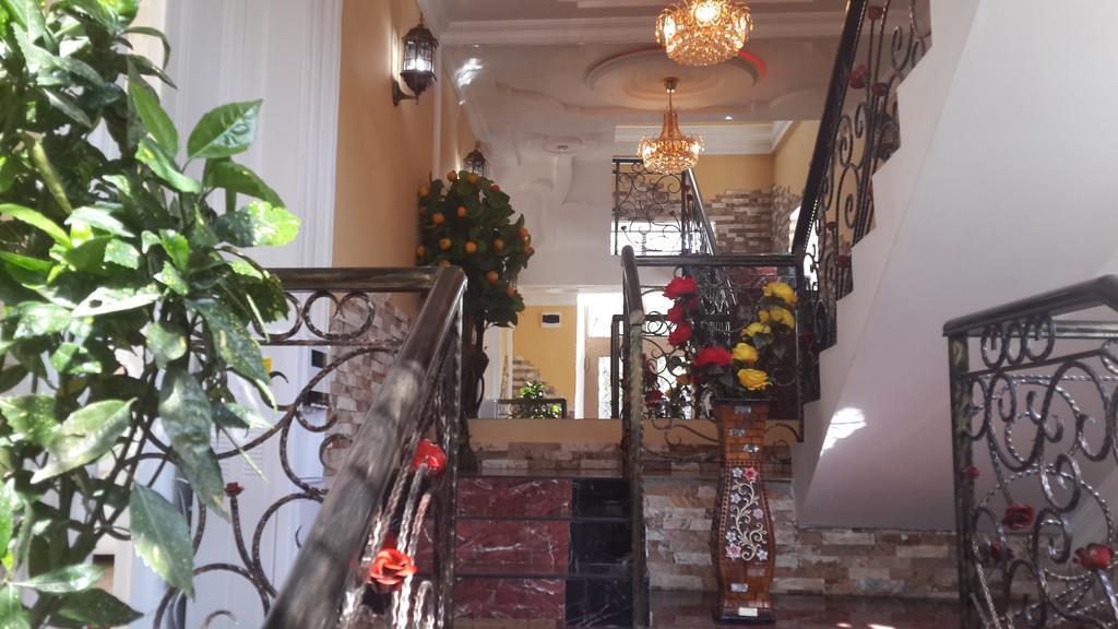Edemi Hotel Kutaisi Exterior photo